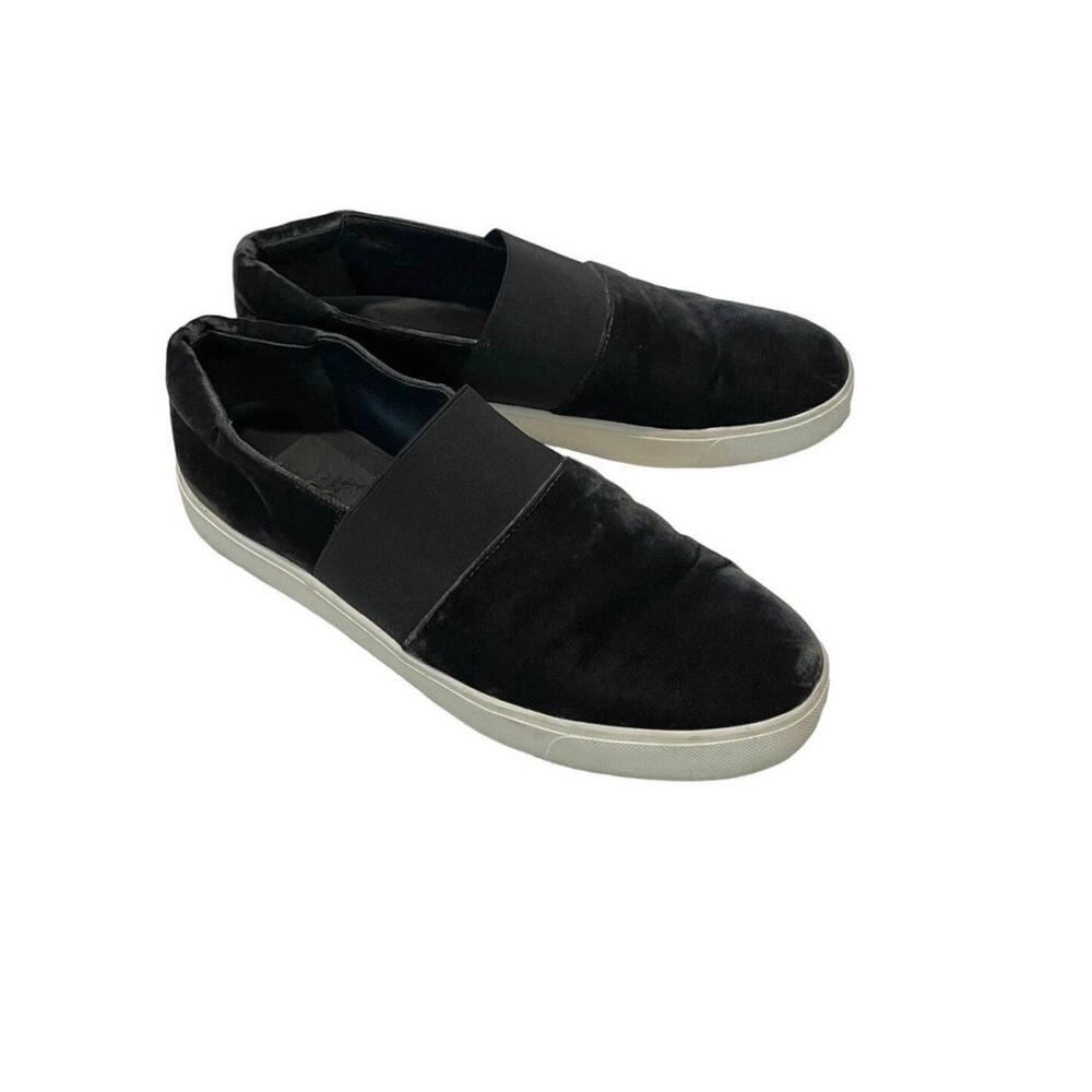 VINCE black velvet stretch slip on sneaker flats size 9 SHELF 5022
